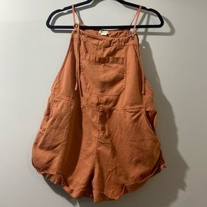 Billabong Wild Pursuit shorts overalls.
